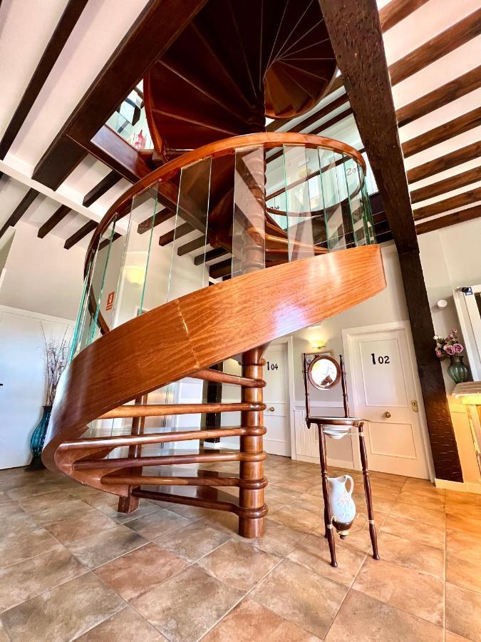 Hotel Villa Maria Revilla De Camargo Eksteriør billede