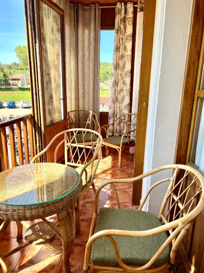 Hotel Villa Maria Revilla De Camargo Eksteriør billede